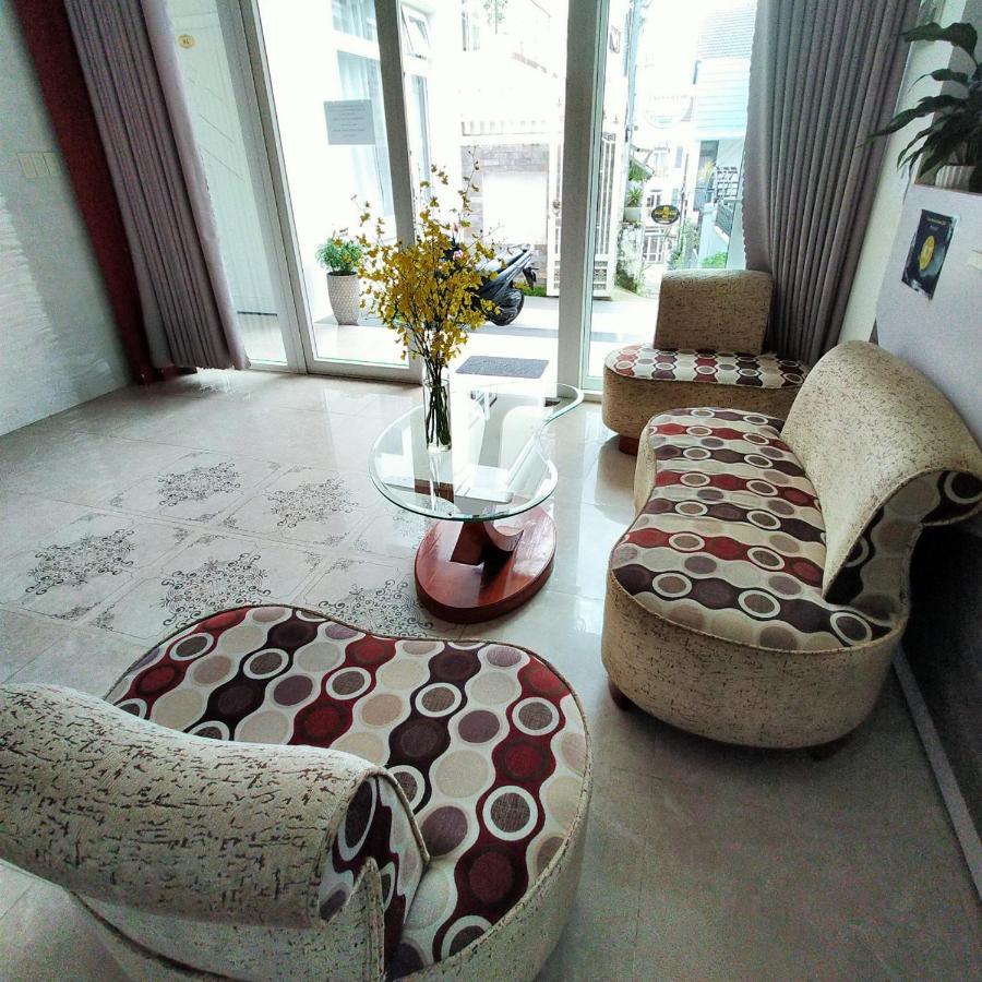 เฟือง วี 2 Hotel ดาลัด ภายนอก รูปภาพ