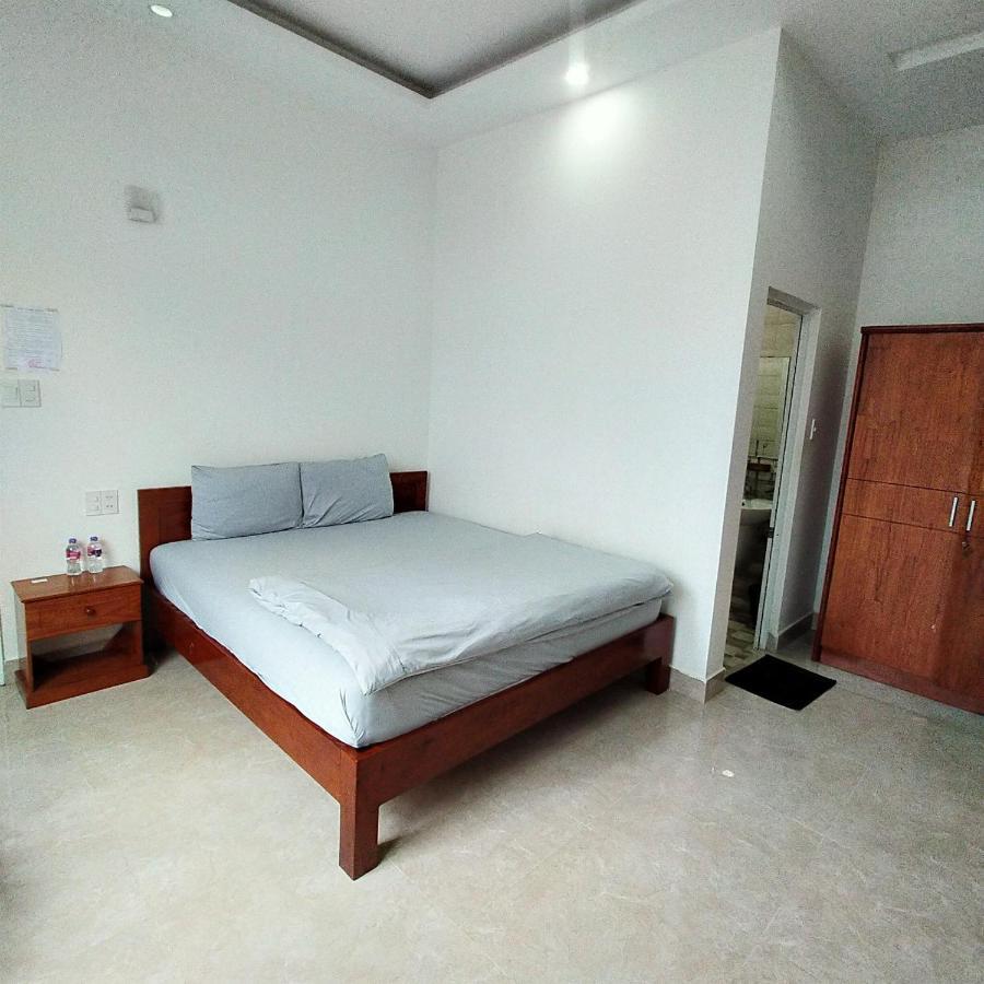 เฟือง วี 2 Hotel ดาลัด ภายนอก รูปภาพ