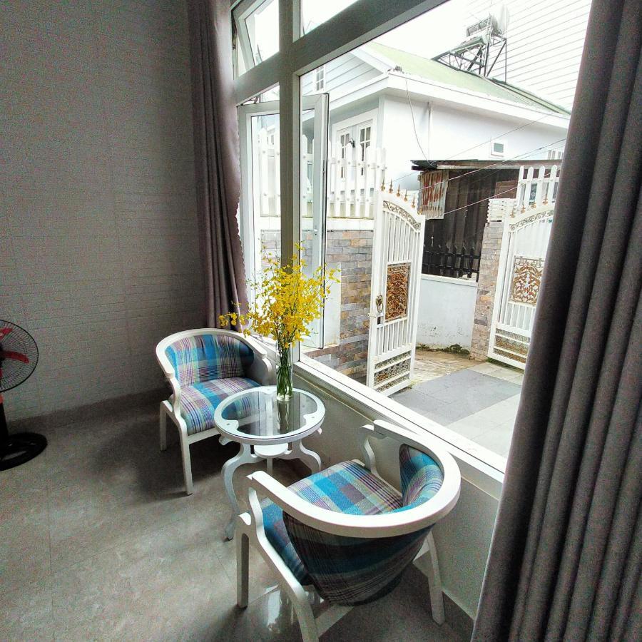 เฟือง วี 2 Hotel ดาลัด ภายนอก รูปภาพ
