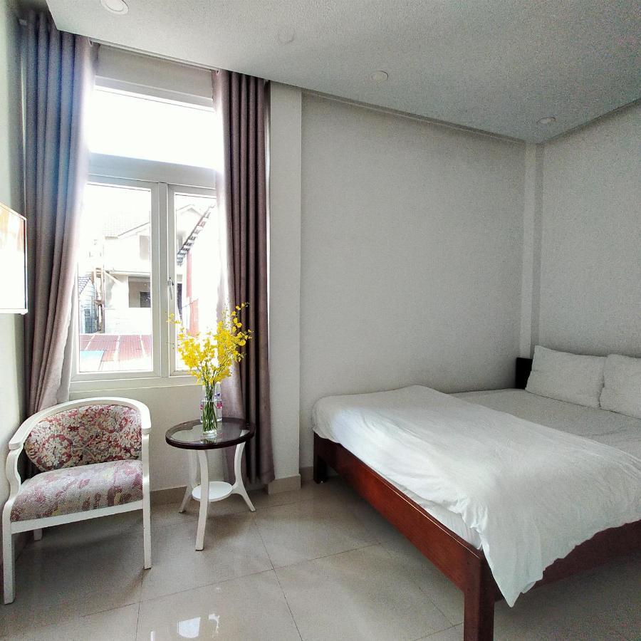 เฟือง วี 2 Hotel ดาลัด ภายนอก รูปภาพ