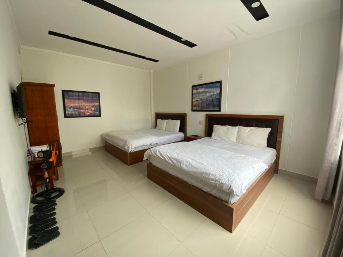 เฟือง วี 2 Hotel ดาลัด ภายนอก รูปภาพ