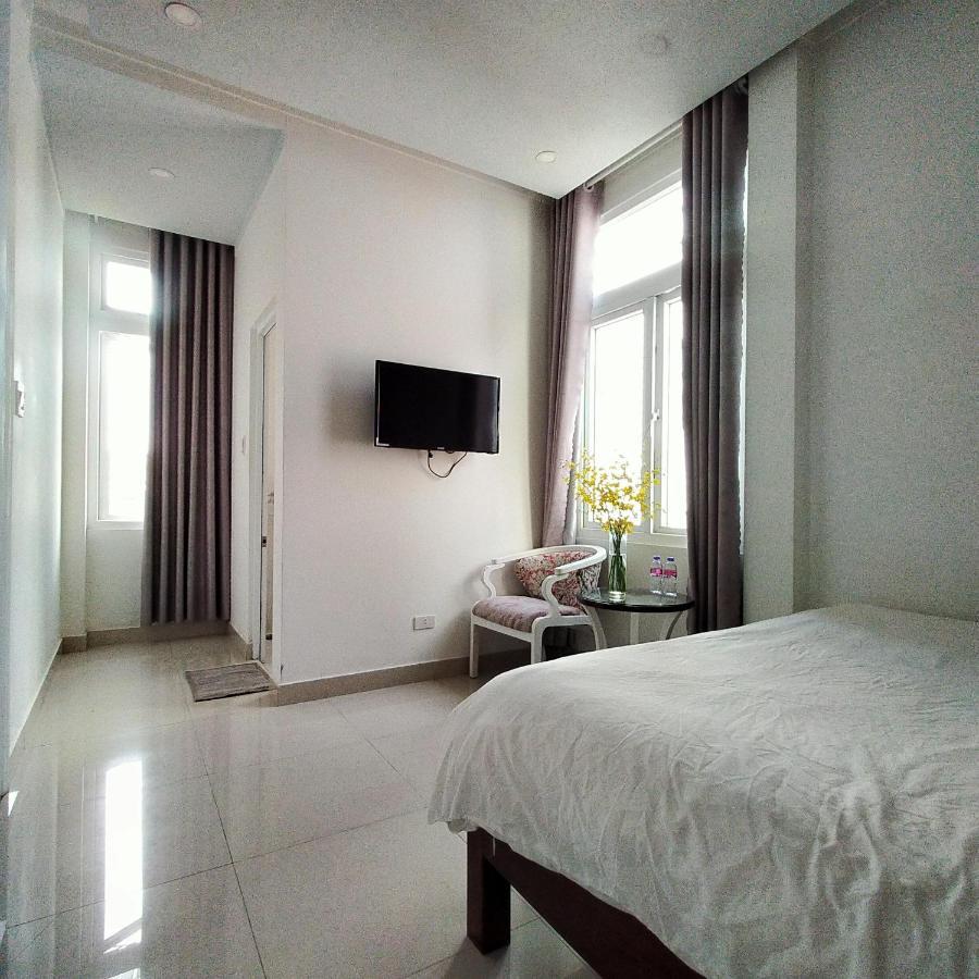 เฟือง วี 2 Hotel ดาลัด ภายนอก รูปภาพ