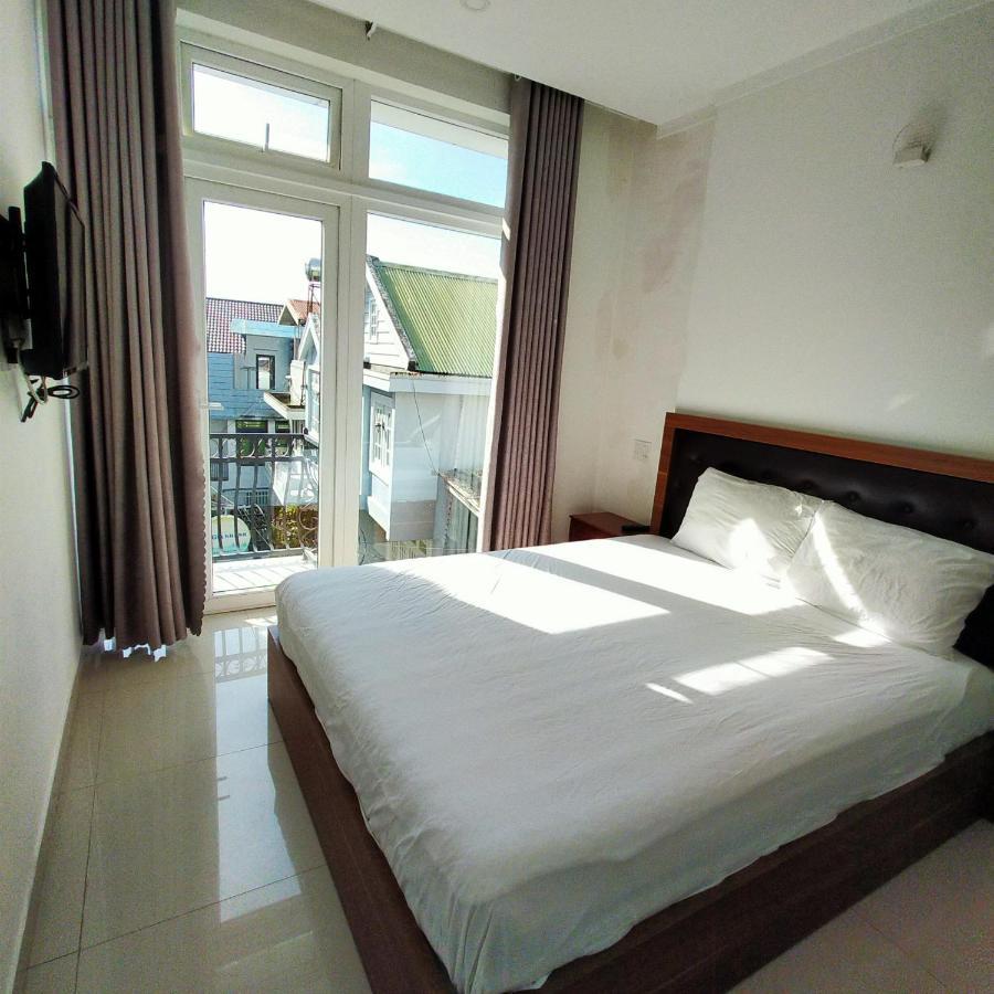เฟือง วี 2 Hotel ดาลัด ภายนอก รูปภาพ