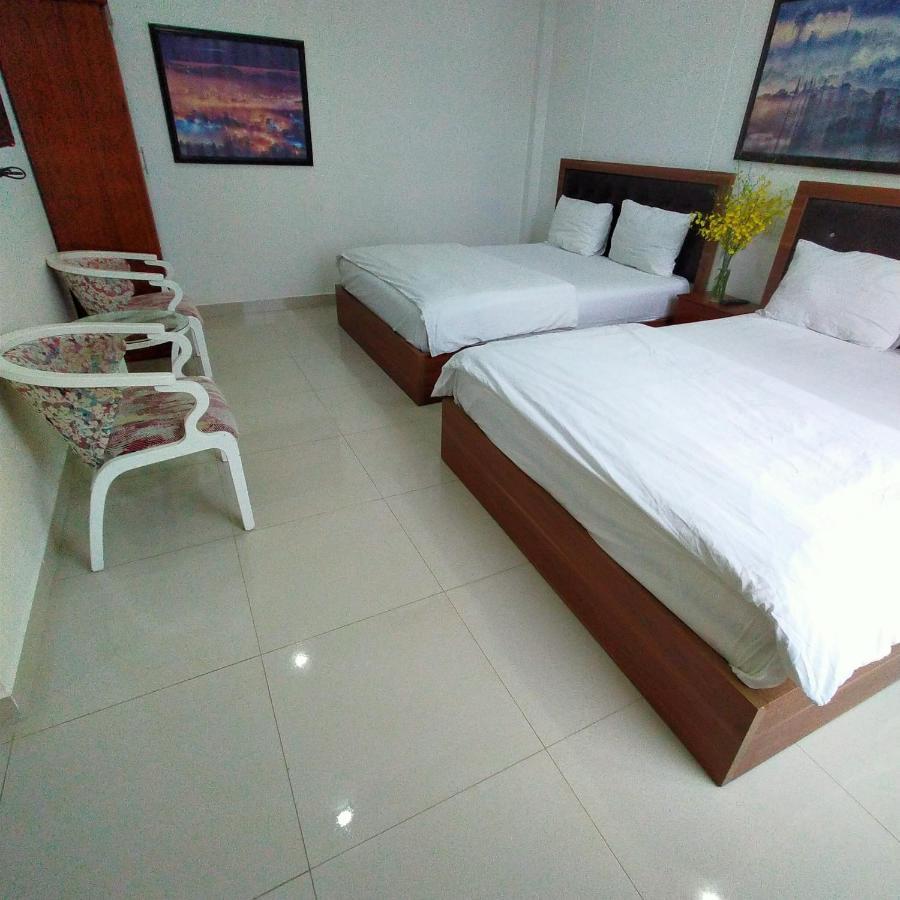 เฟือง วี 2 Hotel ดาลัด ภายนอก รูปภาพ