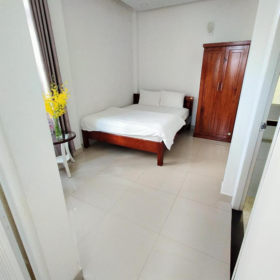 เฟือง วี 2 Hotel ดาลัด ภายนอก รูปภาพ