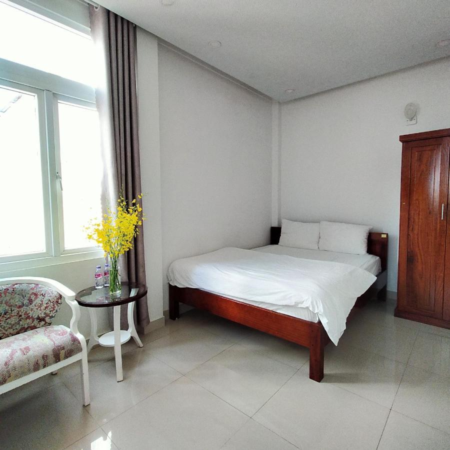เฟือง วี 2 Hotel ดาลัด ภายนอก รูปภาพ