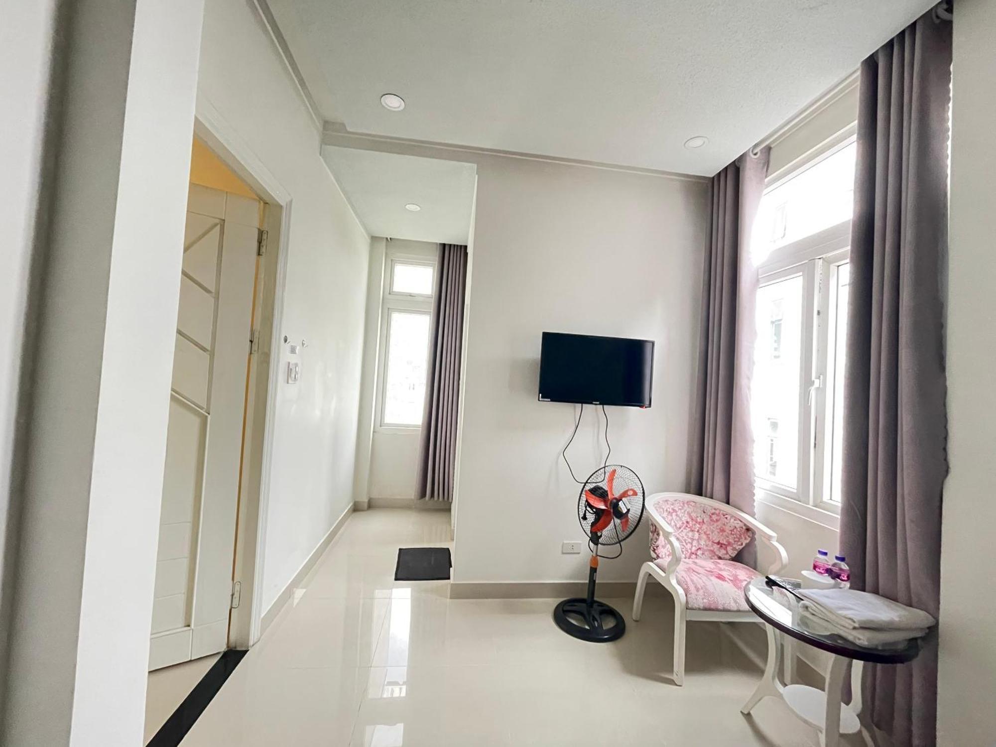 เฟือง วี 2 Hotel ดาลัด ภายนอก รูปภาพ