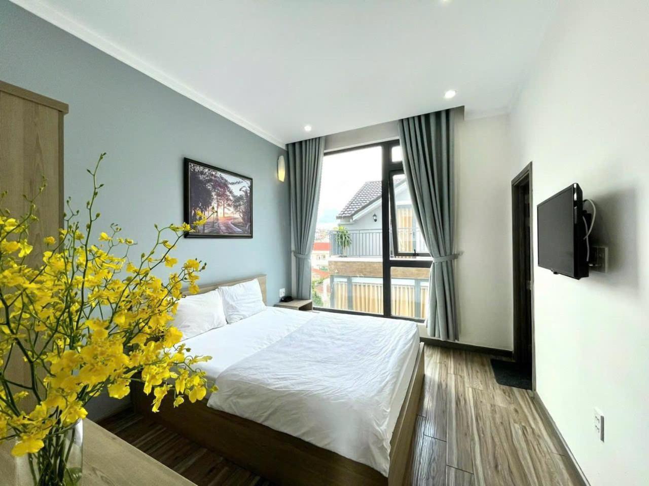 เฟือง วี 2 Hotel ดาลัด ภายนอก รูปภาพ