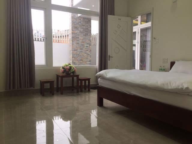 เฟือง วี 2 Hotel ดาลัด ภายนอก รูปภาพ